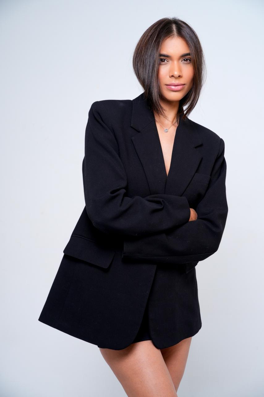 Escort - IRIS - Ibiza Tops